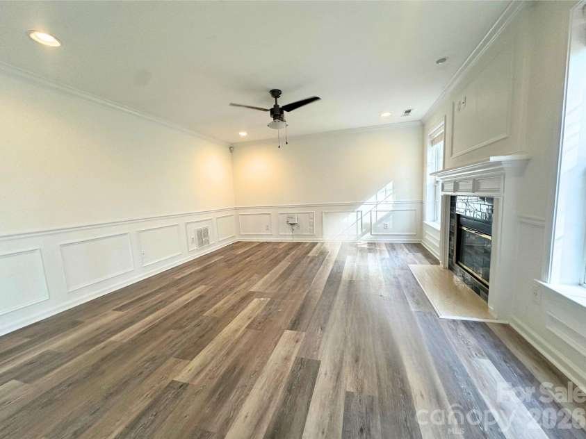 9310 Chastain Walk Drive, Charlotte, NC 28216.  MLS# CAR4322341, YatesRealty ID 24935. 