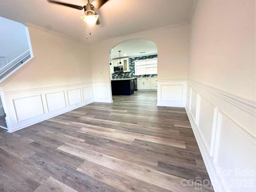 9310 Chastain Walk Drive, Charlotte, NC 28216.  MLS# CAR4322341, YatesRealty ID 24935. Dining Room