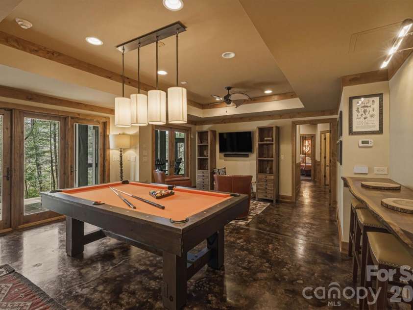 2007 Old Wildlife Club Drive, Nebo, NC 28761.  MLS# CAR4362887, YatesRealty ID 24936. 