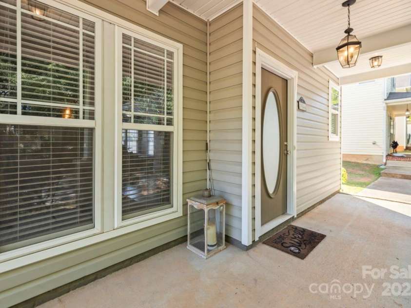 9846 Bailey Road, Cornelius, NC 28031.  MLS# CAR4279273, YatesRealty ID 24936. 