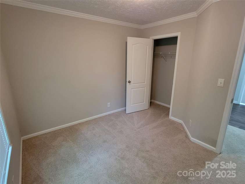 3 Dadoo Drive, Asheville, NC 28806.  MLS# CAR4278478, YatesRealty ID 24937. 