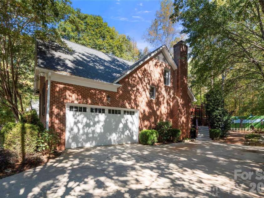 1386 Timberlane Terrace, Mooresville, NC 28115.  MLS# CAR4382788, YatesRealty ID 24938. 