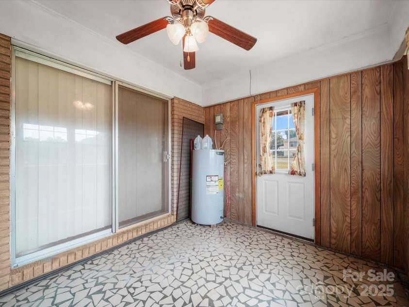 1497 White Store Road, Pageland, SC 29728.  MLS# CAR4279073, YatesRealty ID 24938. 