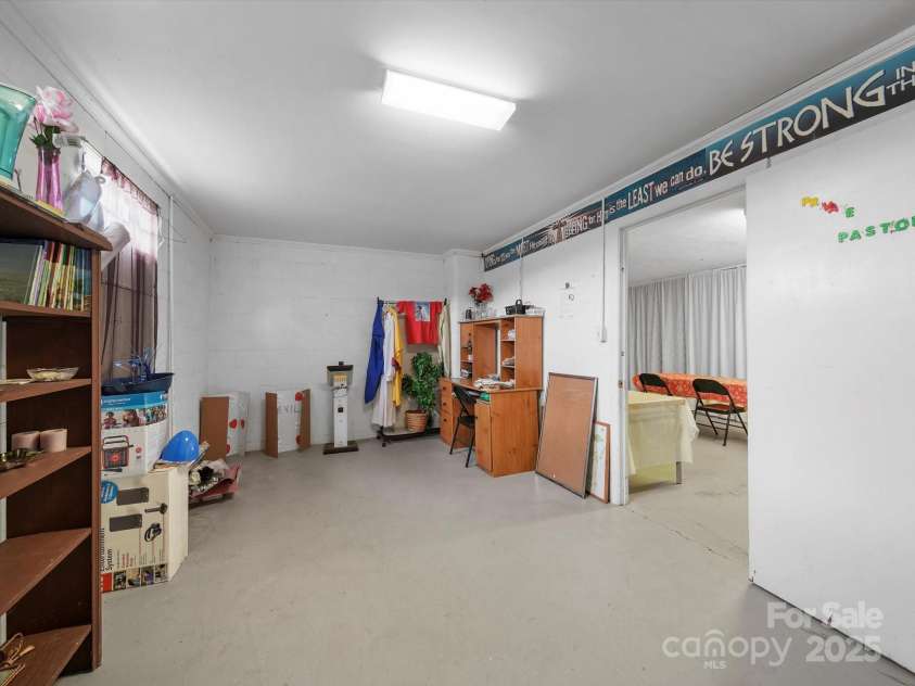 1497 White Store Road, Pageland, SC 29728.  MLS# CAR4279073, YatesRealty ID 24938. 