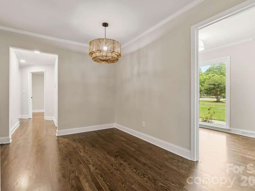 6021 Morris Farm Lane, Mint Hill, NC 28227.  MLS# CAR4379541, YatesRealty ID 24940. Breakfast