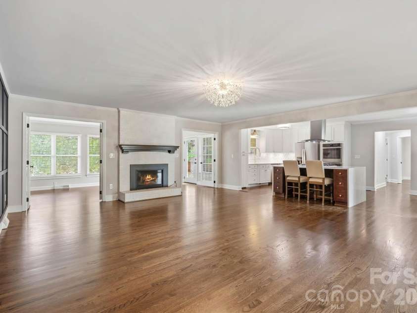 6021 Morris Farm Lane, Mint Hill, NC 28227.  MLS# CAR4379541, YatesRealty ID 24940. Great Room