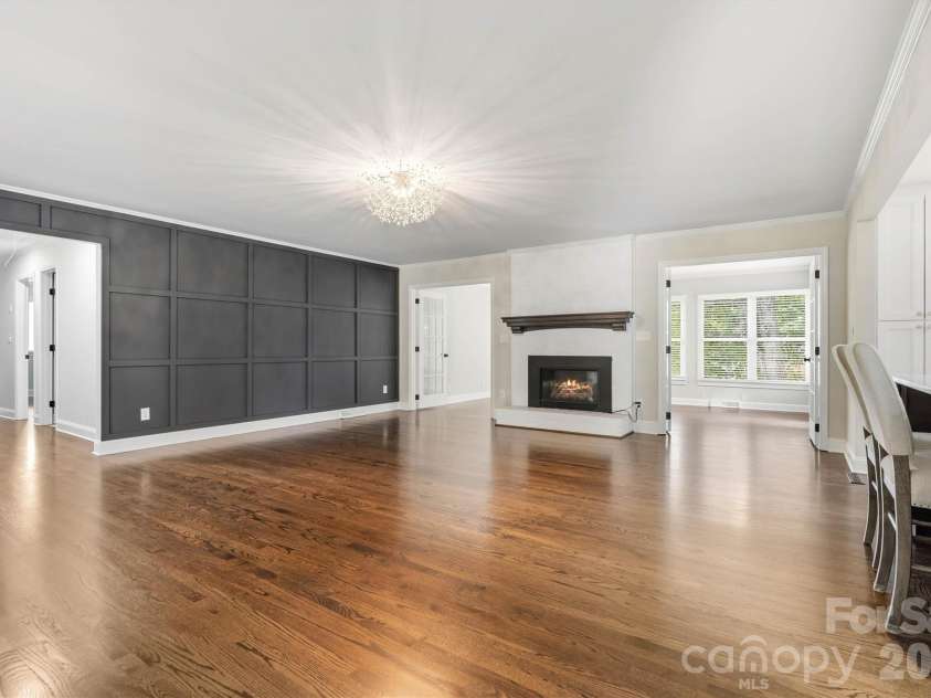 6021 Morris Farm Lane, Mint Hill, NC 28227.  MLS# CAR4379541, YatesRealty ID 24940. Great Room