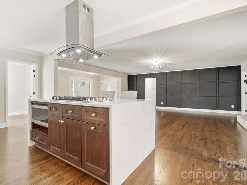 6021 Morris Farm Lane, Mint Hill, NC 28227.  MLS# CAR4379541, YatesRealty ID 24940. Kitchen