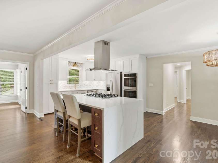 6021 Morris Farm Lane, Mint Hill, NC 28227.  MLS# CAR4379541, YatesRealty ID 24940. Kitchen and Breakfast
