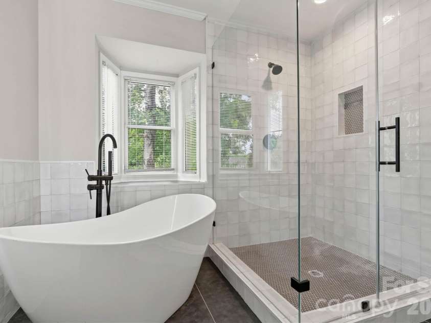 6021 Morris Farm Lane, Mint Hill, NC 28227.  MLS# CAR4379541, YatesRealty ID 24940. Master Bathroom