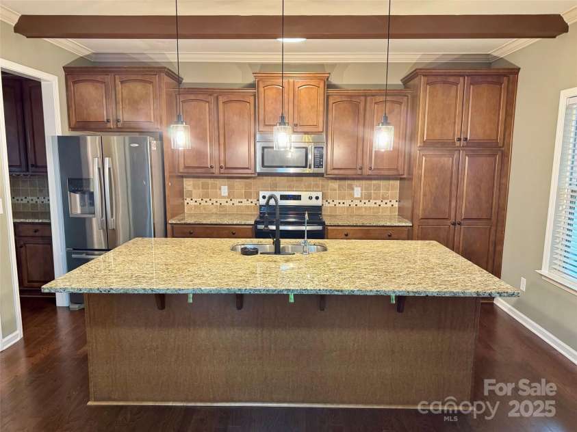 12517 Pine Terrace Court, Charlotte, NC 28273.  MLS# CAR4277718, YatesRealty ID 24941. 