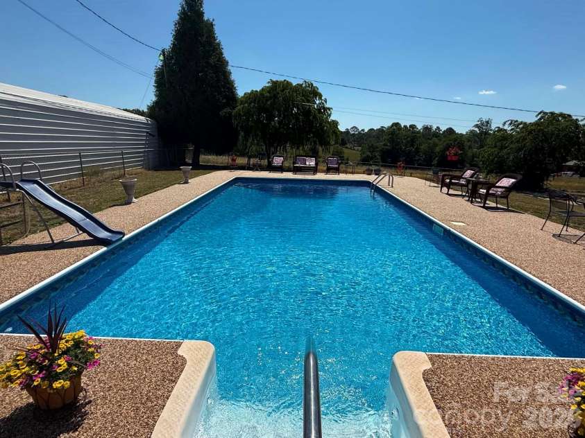 2121 Union Grove Road, Lenoir, NC 28645.  MLS# CAR4381437, YatesRealty ID 24941. 