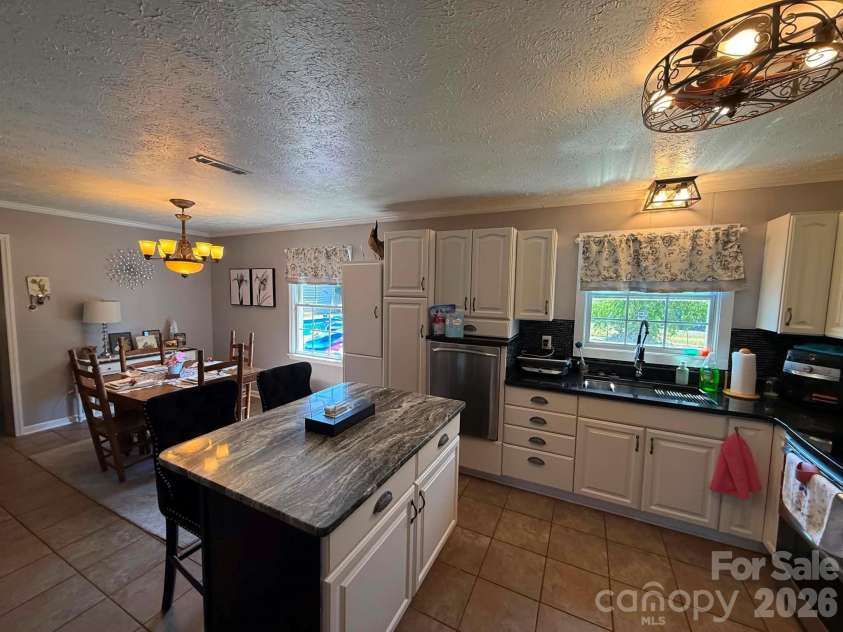 2121 Union Grove Road, Lenoir, NC 28645.  MLS# CAR4381437, YatesRealty ID 24941. 
