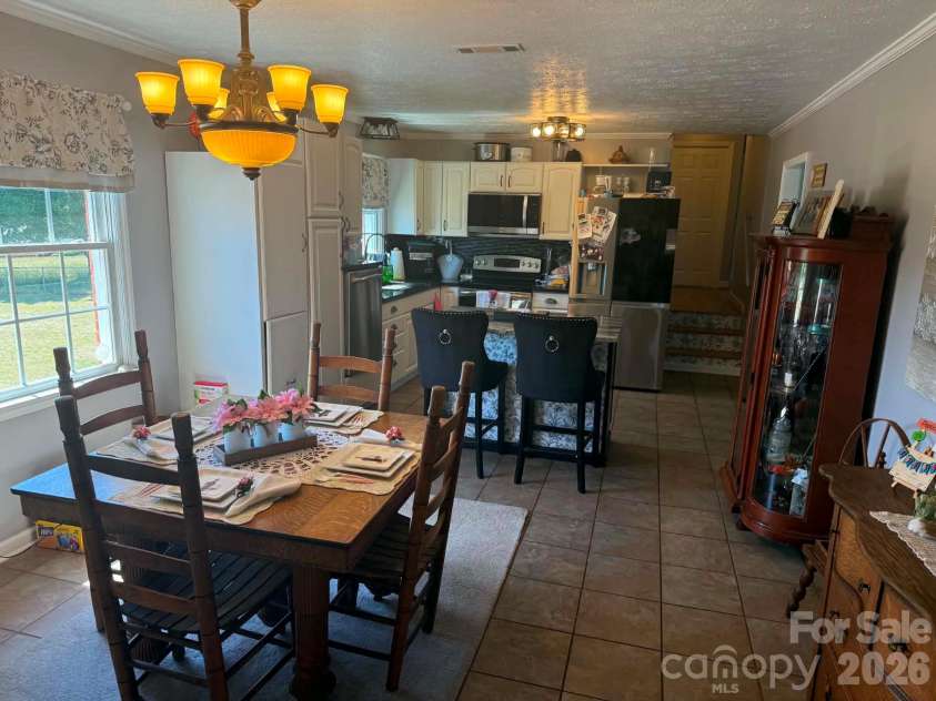 2121 Union Grove Road, Lenoir, NC 28645.  MLS# CAR4381437, YatesRealty ID 24941. 