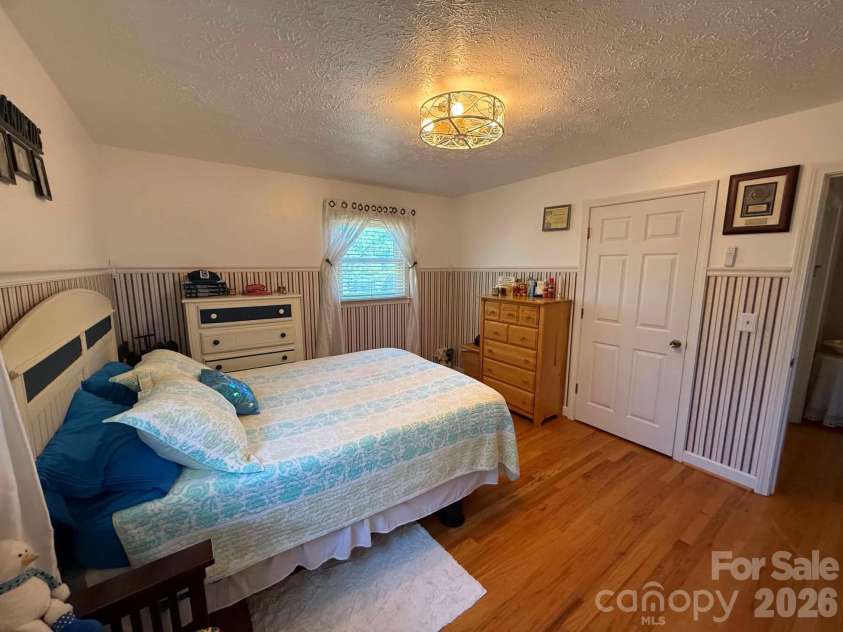 2121 Union Grove Road, Lenoir, NC 28645.  MLS# CAR4381437, YatesRealty ID 24941. 