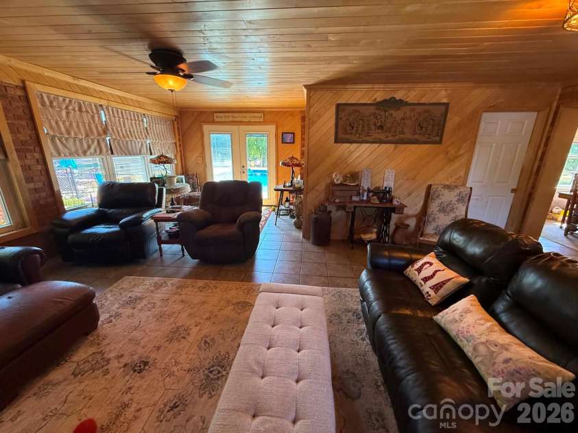 2121 Union Grove Road, Lenoir, NC 28645.  MLS# CAR4381437, YatesRealty ID 24941. 