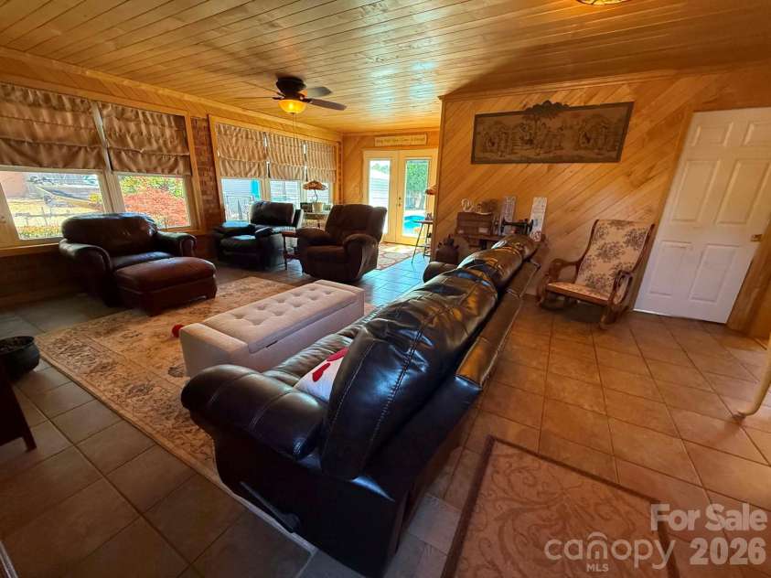 2121 Union Grove Road, Lenoir, NC 28645.  MLS# CAR4381437, YatesRealty ID 24941. 