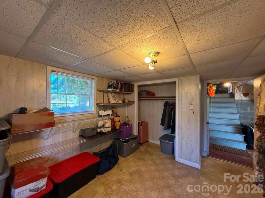 2121 Union Grove Road, Lenoir, NC 28645.  MLS# CAR4381437, YatesRealty ID 24941. 