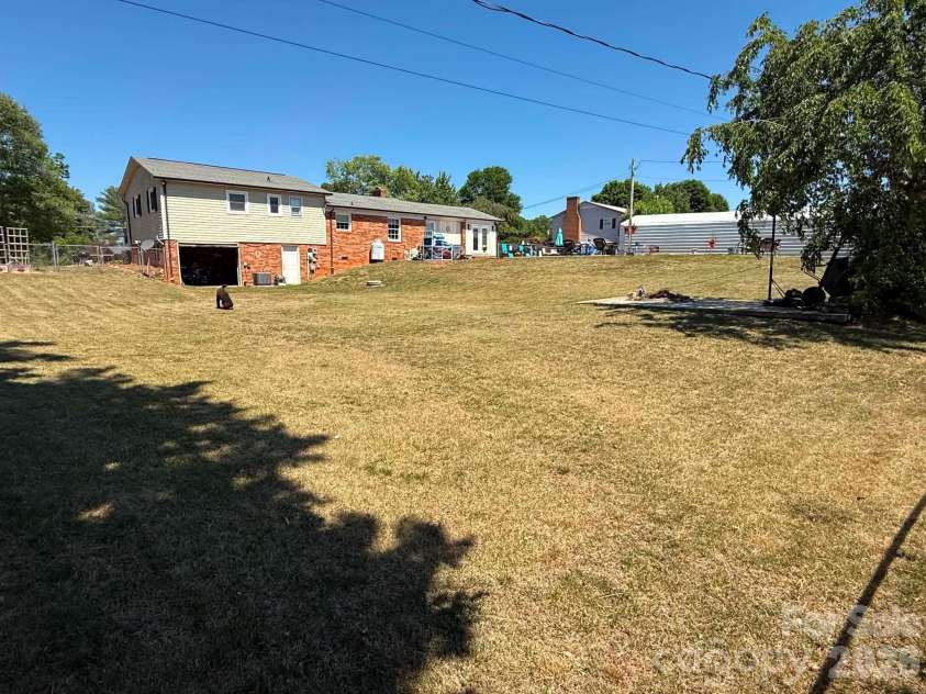 2121 Union Grove Road, Lenoir, NC 28645.  MLS# CAR4381437, YatesRealty ID 24941. 