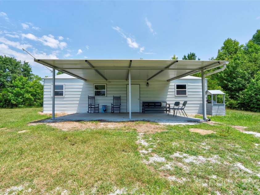 2923 G B Blanton Road, Shelby, NC 28152.  MLS# CAR4280032, YatesRealty ID 24942. 