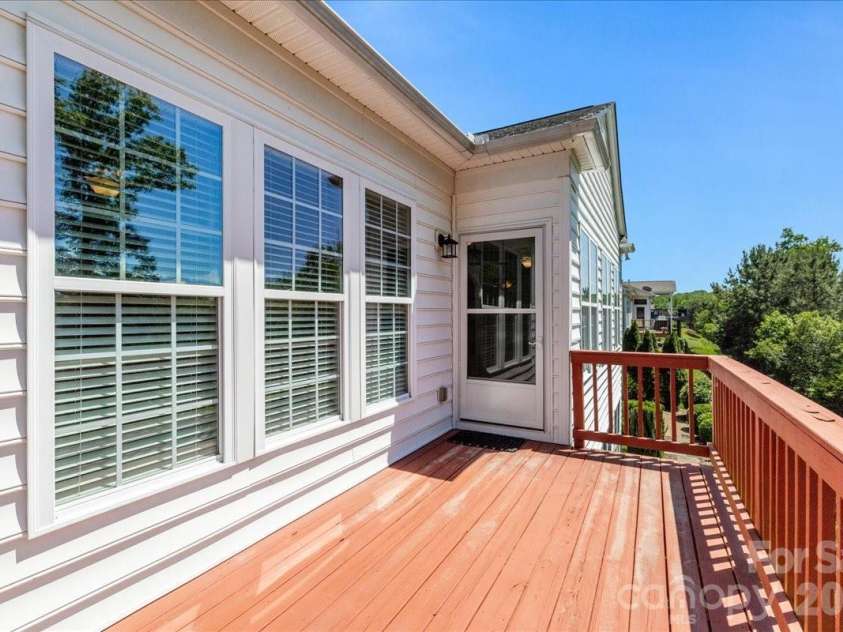 39653 Rosebay Court, Fort Mill, SC 29707.  MLS# CAR4380467, YatesRealty ID 24942. 