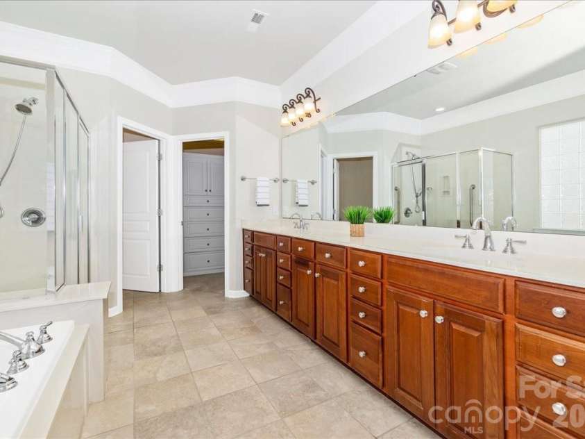 39653 Rosebay Court, Fort Mill, SC 29707.  MLS# CAR4380467, YatesRealty ID 24942. 