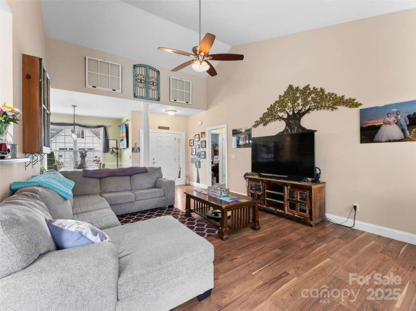 144 Haw River Road, Fletcher, NC 28732.  MLS# CAR4279865, YatesRealty ID 24943. Great Room