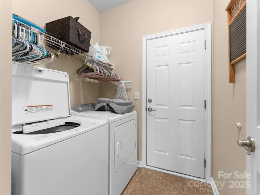 144 Haw River Road, Fletcher, NC 28732.  MLS# CAR4279865, YatesRealty ID 24943. Mud room/ laundry