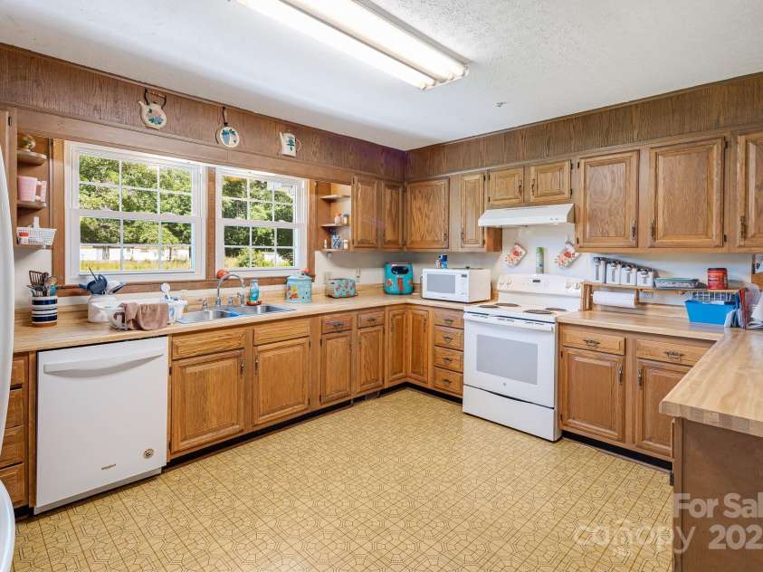 1361 Jack Mckinney Road, Rutherfordton, NC 28139.  MLS# CAR4279248, YatesRealty ID 24945. 