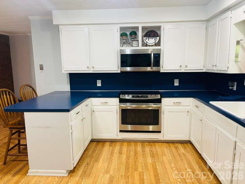 348 Random Drive, New London, NC 28127.  MLS# CAR4369268, YatesRealty ID 24946. Kitchen