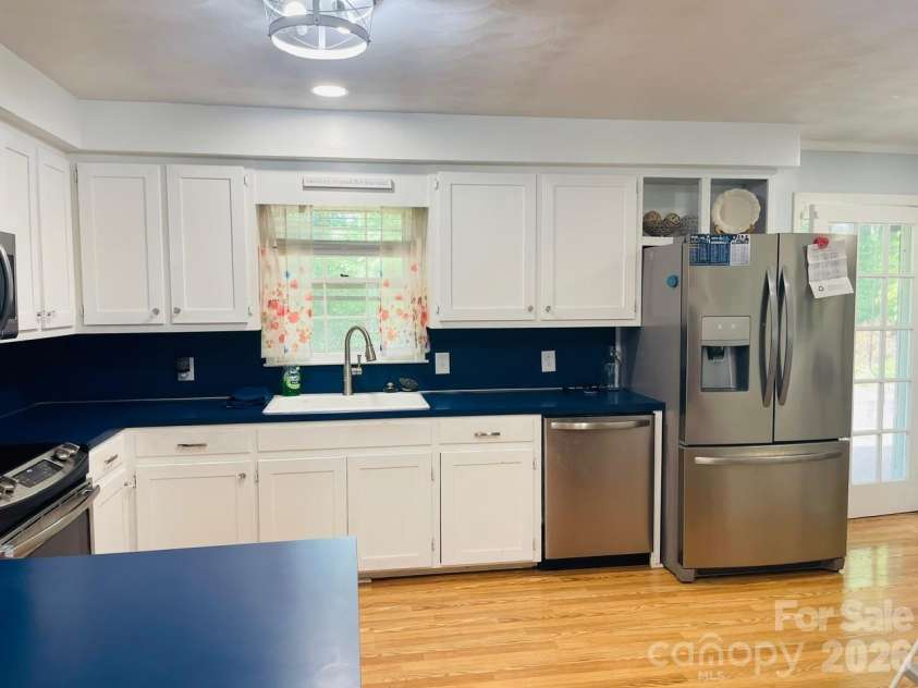 348 Random Drive, New London, NC 28127.  MLS# CAR4369268, YatesRealty ID 24946. Kitchen