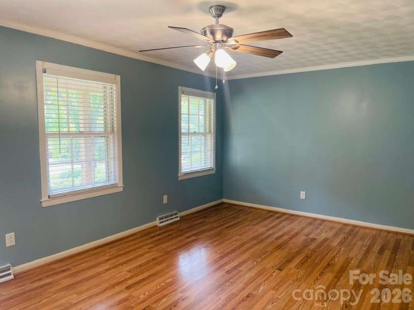 348 Random Drive, New London, NC 28127.  MLS# CAR4369268, YatesRealty ID 24946. Living Room