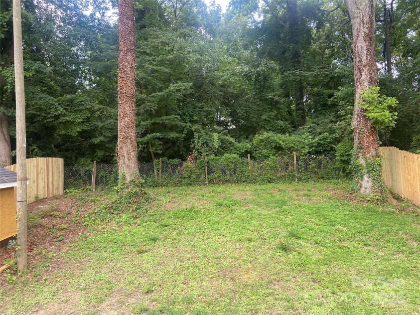 729 Elm Street, Salisbury, NC 28144.  MLS# CAR4279408, YatesRealty ID 24946. 