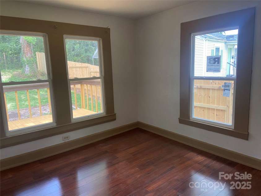 729 Elm Street, Salisbury, NC 28144.  MLS# CAR4279408, YatesRealty ID 24946. 