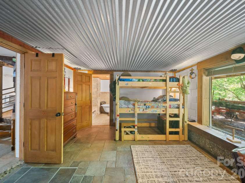 4606 Hemphill Road, Waynesville, NC 28785.  MLS# CAR4384710, YatesRealty ID 24947. 