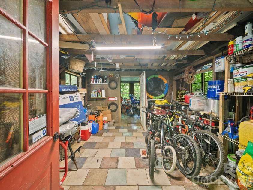 4606 Hemphill Road, Waynesville, NC 28785.  MLS# CAR4384710, YatesRealty ID 24947. 