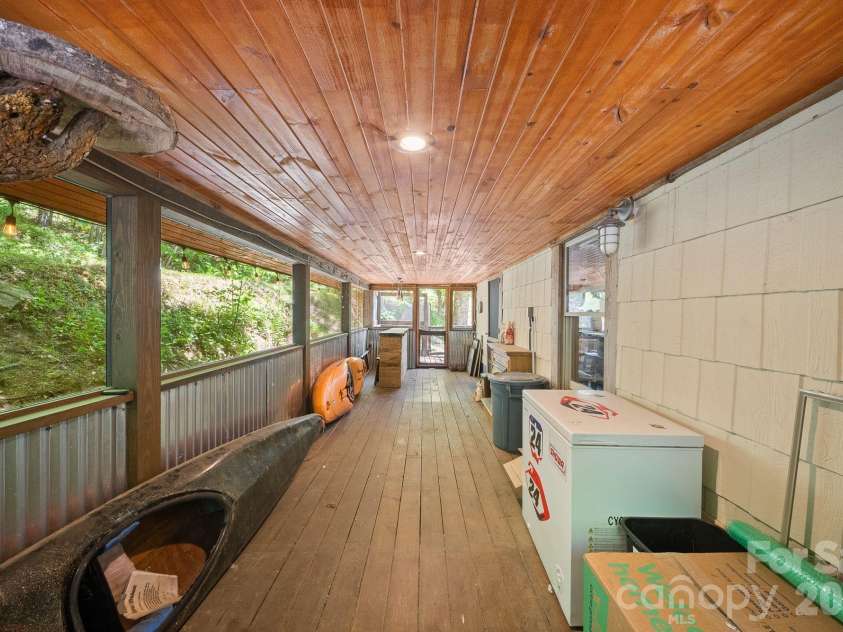 4606 Hemphill Road, Waynesville, NC 28785.  MLS# CAR4384710, YatesRealty ID 24947. 