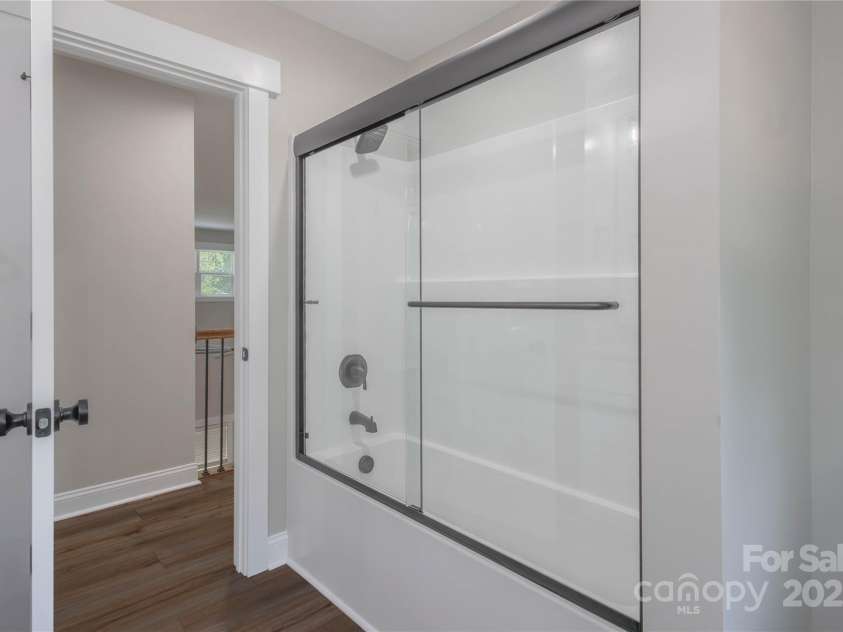 5005 Oconee Drive, Stanley, NC 28164.  MLS# CAR4279432, YatesRealty ID 24948. 