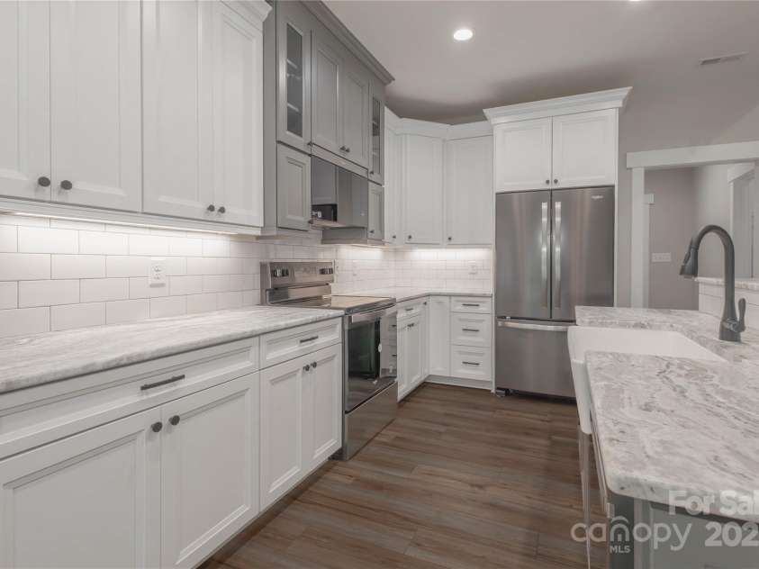 5005 Oconee Drive, Stanley, NC 28164.  MLS# CAR4279432, YatesRealty ID 24948. 