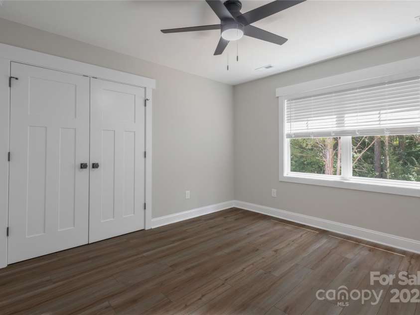 5005 Oconee Drive, Stanley, NC 28164.  MLS# CAR4279432, YatesRealty ID 24948. 