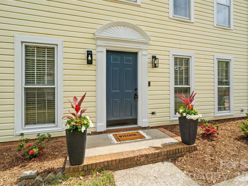 6600 Porterfield Road, Charlotte, NC 28226.  MLS# CAR4402942, YatesRealty ID 24948. 