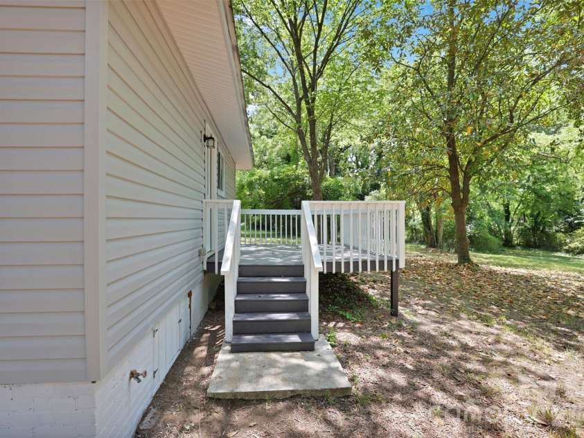 445 Peachtree Street, Albemarle, NC 28001.  MLS# CAR4385073, YatesRealty ID 24949. 