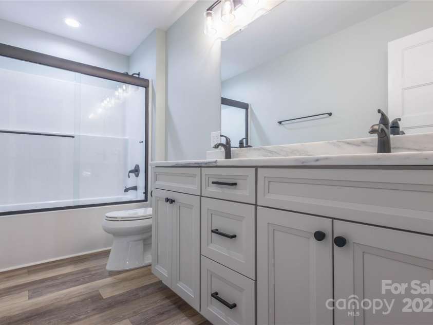 5009 Oconee Drive, Stanley, NC 28164.  MLS# CAR4279438, YatesRealty ID 24949. 