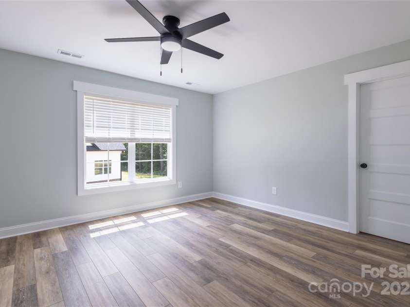 5009 Oconee Drive, Stanley, NC 28164.  MLS# CAR4279438, YatesRealty ID 24949. 