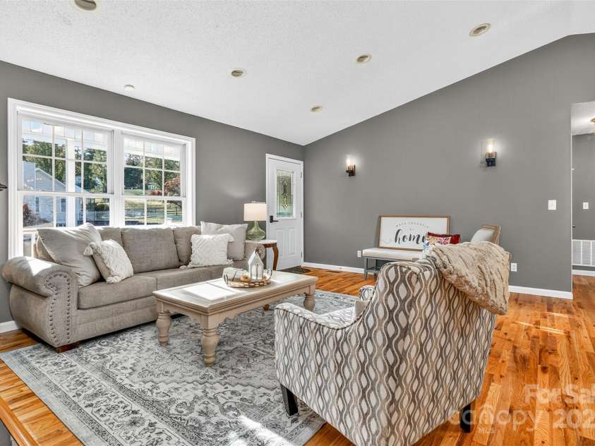 3 Carissa Drive, Weaverville, NC 28787.  MLS# CAR4315634, YatesRealty ID 2495. 