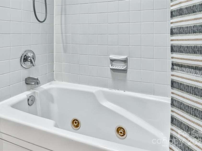 3 Carissa Drive, Weaverville, NC 28787.  MLS# CAR4315634, YatesRealty ID 2495. 