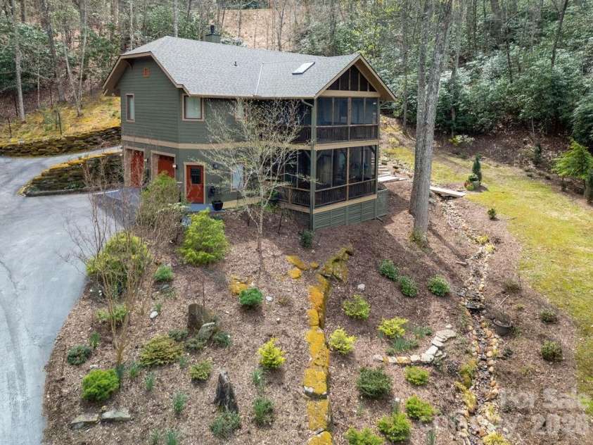 141 Bruce Circle, Pisgah Forest, NC 28768.  MLS# CAR4343499, YatesRealty ID 24950. 