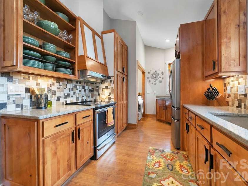 141 Bruce Circle, Pisgah Forest, NC 28768.  MLS# CAR4343499, YatesRealty ID 24950. 
