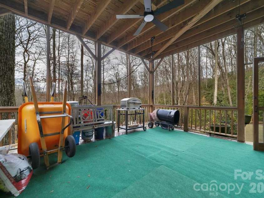 141 Bruce Circle, Pisgah Forest, NC 28768.  MLS# CAR4343499, YatesRealty ID 24950. 