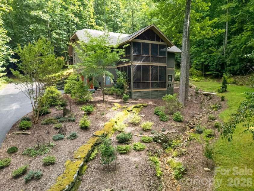 141 Bruce Circle, Pisgah Forest, NC 28768.  MLS# CAR4408833, YatesRealty ID 24950. 